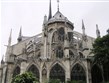Francie - Paříž - gotické mřížoví opěrného systému katedrály Notre Dame