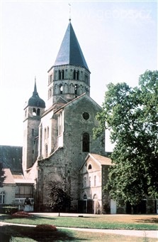 Francie, Burgundsko, Cluny