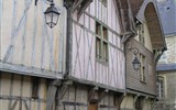 Champagne - Francie - Champagne - Troyes, hrázděné domy v historickém centru ze 16.stol.