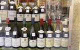 Burgundsko - Francie - Beaujolais - Autun, špičková vína z Beaune a Chablis