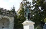 Gaskoňsko - Francie - Gaskoňsko - Auch, socha d´Artagnana, hrdiny Tří mušketýrů od A.Dumase
