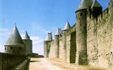 Umění, výstavy a architektura - Francie - Francie - Languedoc - Carcassone, dobře zachovalé středověké hradby