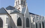 Pobřeží Atlantiku - Francie - Atlantik - Poitiers, katedrála Notre Dame la Grande, románská